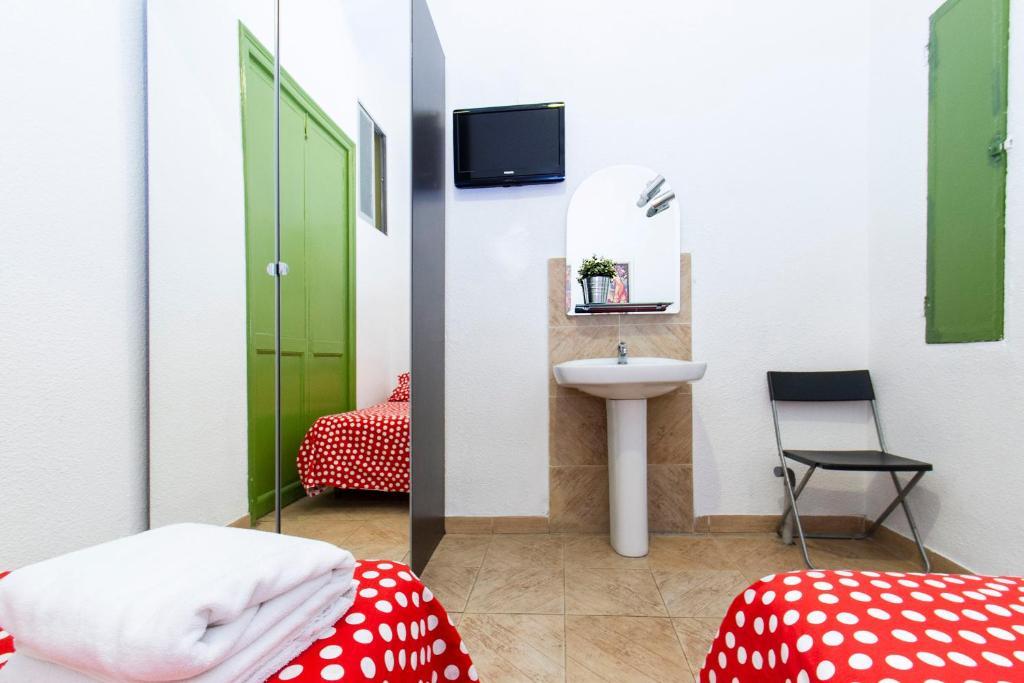 Hostal Bahia Madryt Zewnętrze zdjęcie